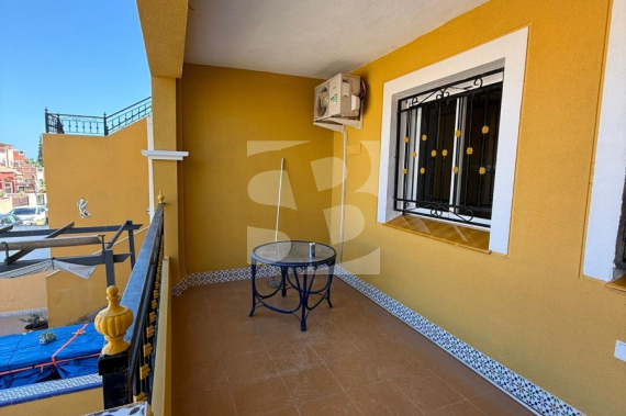 Bungalow - Odsprzedaż - LOS MONTESINOS - 