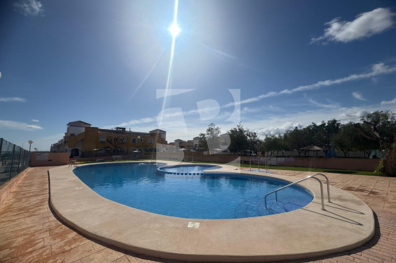 Bungalow - Odsprzedaż - LOS MONTESINOS - 