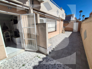 DOM RZĘDOWY · Odsprzedaż TORREVIEJA · 