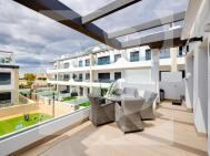 Bungalow · Resale ORIHUELA COSTA · Punta Prima