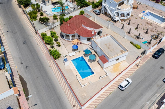 Villa - Segunda Mano - TORREVIEJA - La Siesta - San Luis