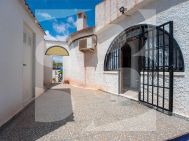 Villa · Resale TORREVIEJA · La Siesta - San Luis