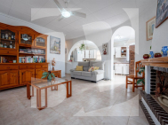 Villa · Resale TORREVIEJA · La Siesta - San Luis