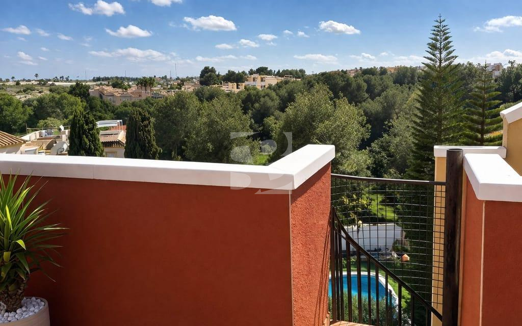 DOM RZĘDOWY · Odsprzedaż ALGORFA · 