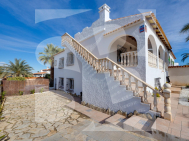 Villa · Segunda Mano TORREVIEJA · Zona Carrefour