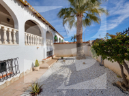 Villa · Segunda Mano TORREVIEJA · Zona Carrefour