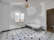 Villa · Segunda Mano TORREVIEJA · Zona Carrefour