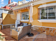 Row house · Resale TORREVIEJA · Zona Carrefour