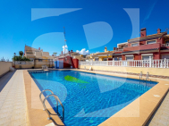 Row house · Resale TORREVIEJA · Zona Carrefour