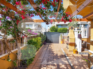 Row house · Resale TORREVIEJA · Zona Carrefour