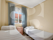 Row house · Resale TORREVIEJA · Zona Carrefour