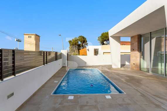WILLA - Nowo zbudowane - TORREVIEJA - 