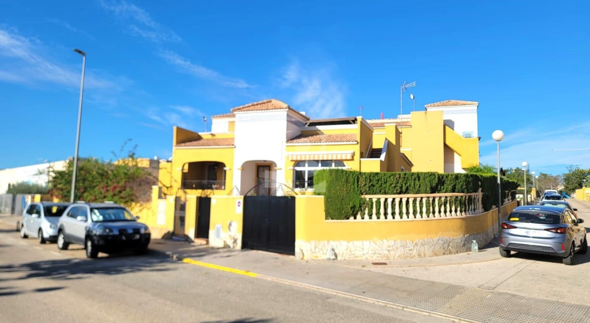 Bungalow · Odsprzedaż LOS MONTESINOS · 