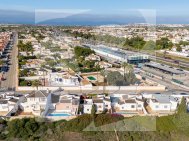 Villa · La Revente TORREVIEJA · La Siesta - El Chaparral - San Luis