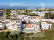 Villa · La Revente TORREVIEJA · La Siesta - El Chaparral - San Luis