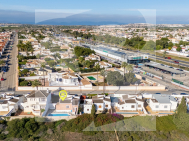Villa · La Revente TORREVIEJA · La Siesta - El Chaparral - San Luis
