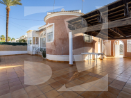 Villa · La Revente TORREVIEJA · La Siesta - El Chaparral - San Luis