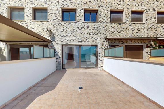 Row house - Resale - ARENALES DEL SOL - Arenales Del Sol