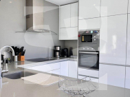 Villa · Resale ORIHUELA COSTA · Punta Prima