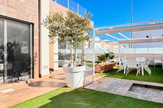 Villa - Resale - ORIHUELA COSTA - Punta Prima
