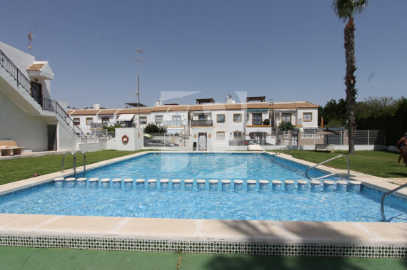 Bungalow - Odsprzedaż - TORREVIEJA - 