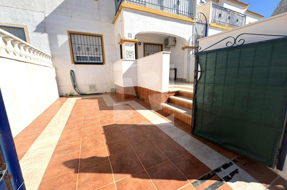 Bungalow - Odsprzedaż - TORREVIEJA - 