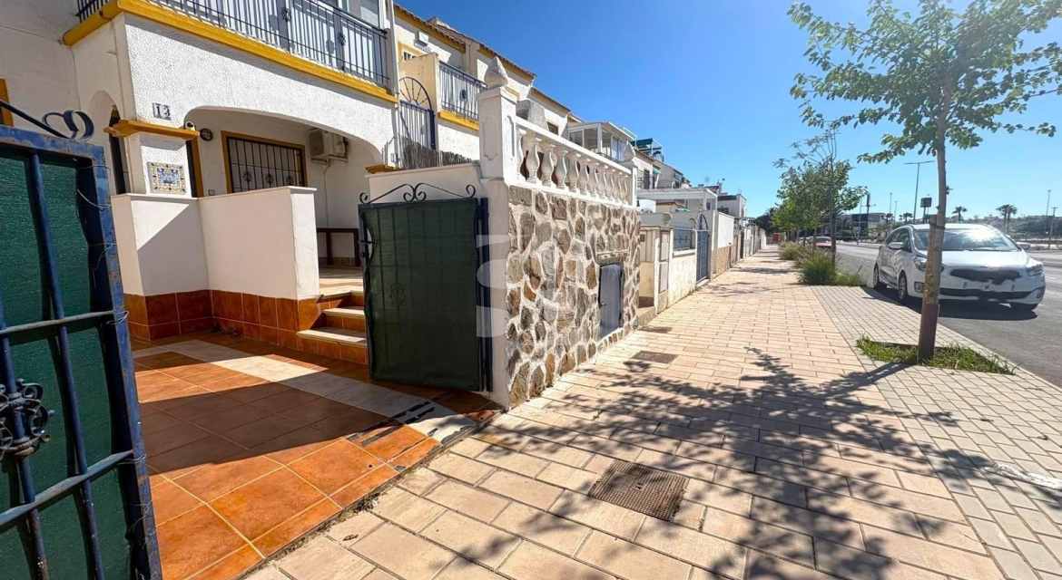 Bungalow · Segunda Mano TORREVIEJA · Zona Carrefour
