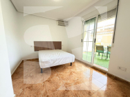 Смежный дом · Продажа TORREVIEJA ·  Центр