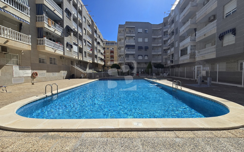 Apartment · Resale TORREVIEJA · Centro