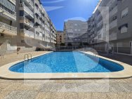 Apartment · Resale TORREVIEJA · Centro