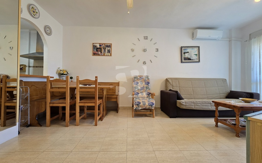 Apartment · Resale TORREVIEJA · Centro