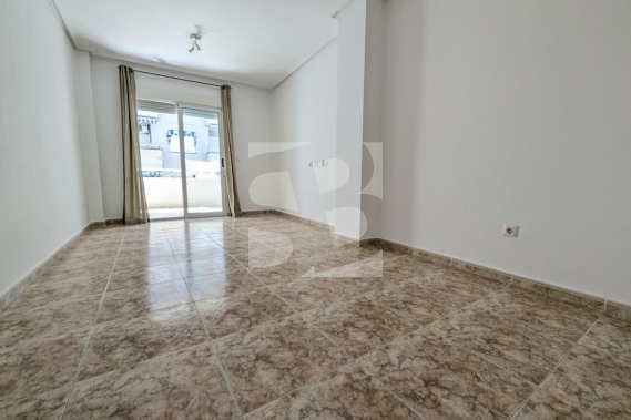 Apartment - Resale - TORREVIEJA - Playa Del Cura
