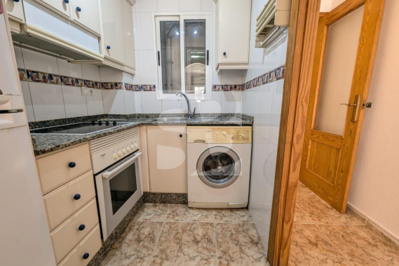 Apartment - Resale - TORREVIEJA - Playa Del Cura
