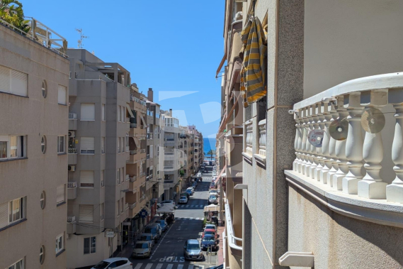 Apartment - Resale - TORREVIEJA - Playa Del Cura
