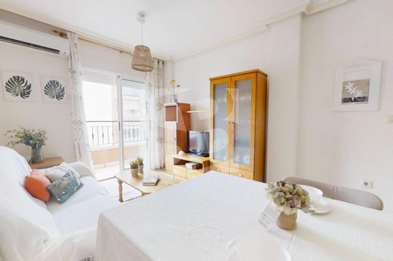 Apartment - Resale - TORREVIEJA - Centro