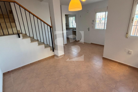 Row house - Resale - TORREVIEJA - Zona Carrefour