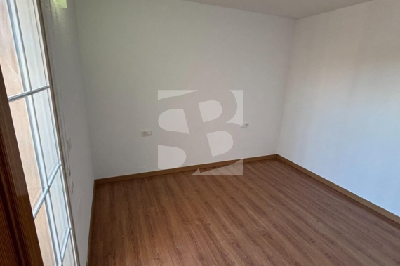 Row house - Resale - TORREVIEJA - Zona Carrefour