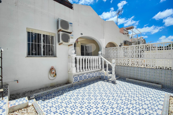 Bungalow - Segunda Mano - TORREVIEJA - Los Balcones