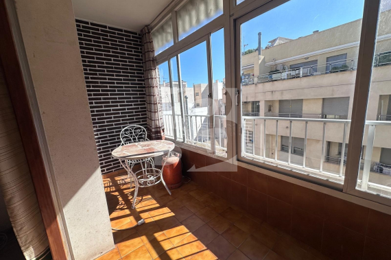 Апартамент - Продажа - TORREVIEJA - Centro