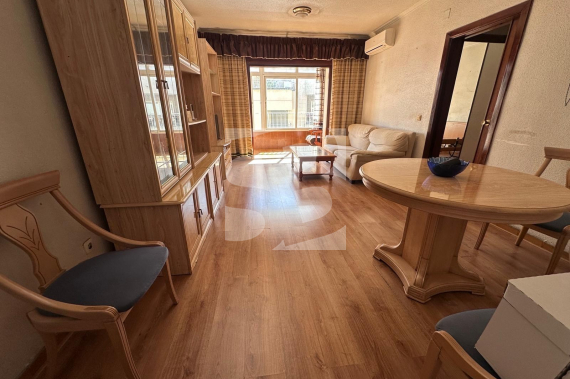 Apartamento - Segunda Mano - TORREVIEJA - Centro