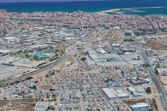 Row house - Resale - TORREVIEJA - Zona Carrefour