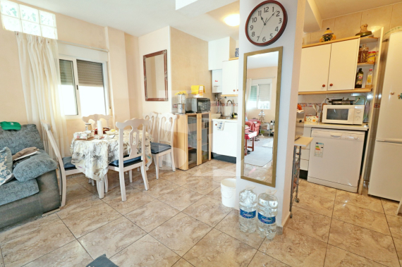 Смежный дом - Продажа - TORREVIEJA - Torretas