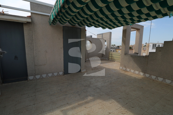 Смежный дом - Продажа - TORREVIEJA - Torretas