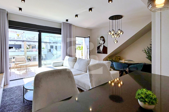Бунгало - Продажа - TORREVIEJA - Punta Prima