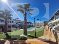 Бунгало · Продажа TORREVIEJA · Punta Prima