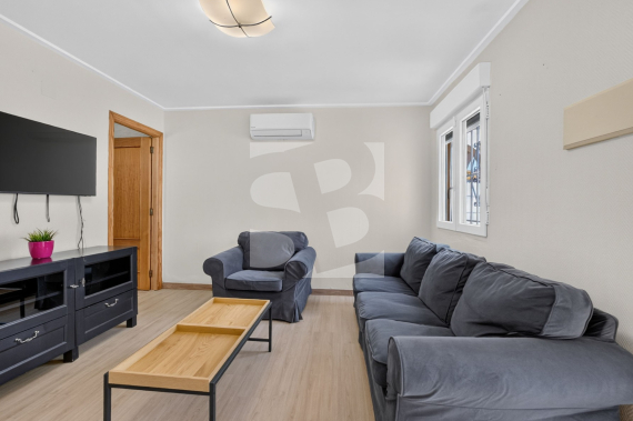 Row house - Resale - TORREVIEJA - Zona Carrefour