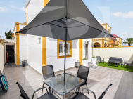 DOM RZĘDOWY · Odsprzedaż TORREVIEJA · Zona Carrefour