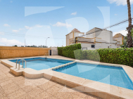 DOM RZĘDOWY · Odsprzedaż TORREVIEJA · Zona Carrefour