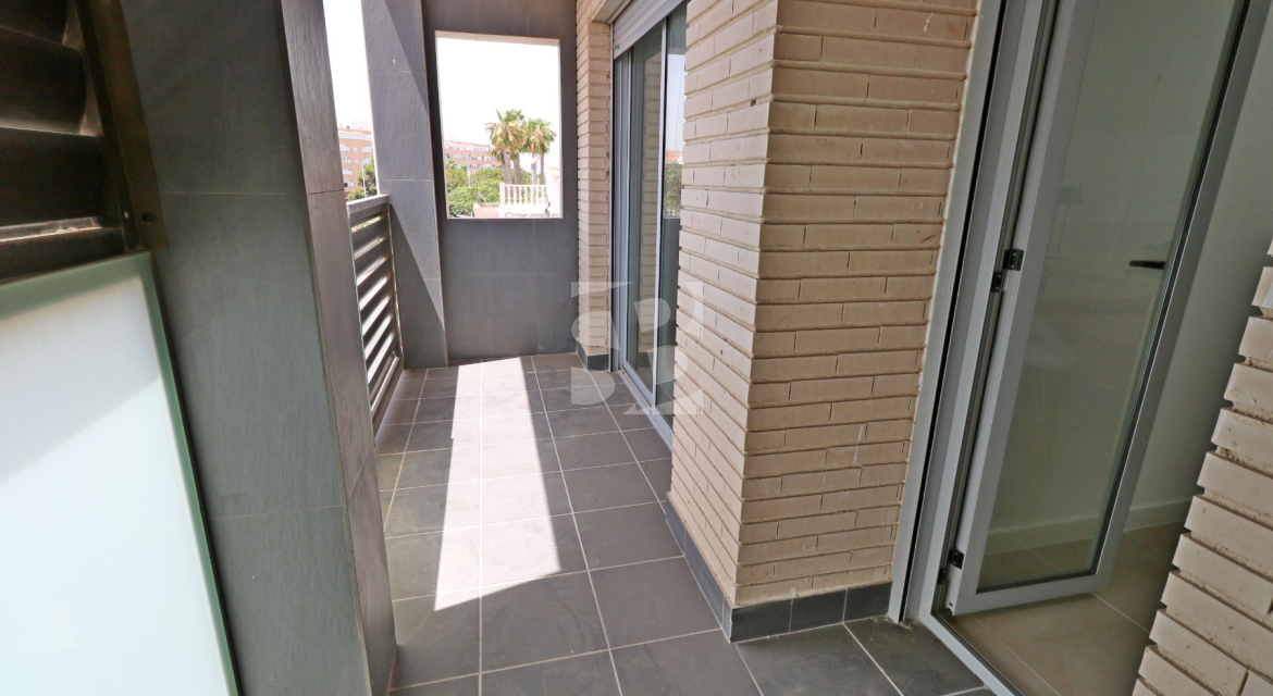 Apartment · Resale TORREVIEJA · Centro