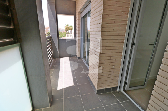 Апартамент - Продажа - TORREVIEJA - Centro